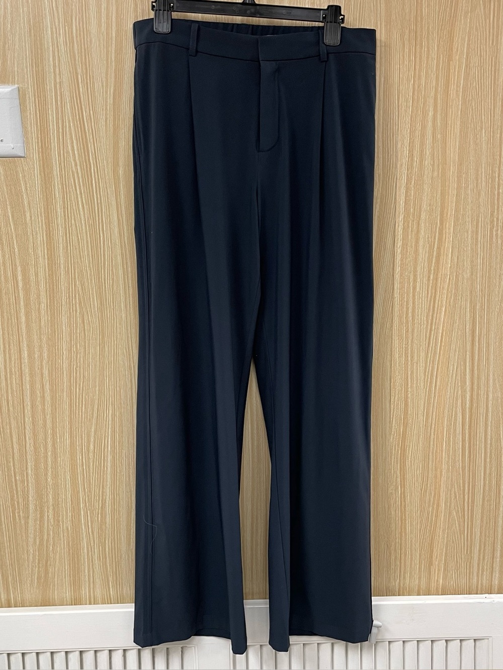 Vuori blue pants size large